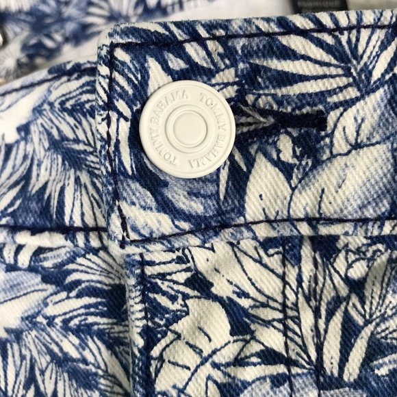 Tommy Bahama Women's Pants Size 8 Blue White Leaves Tropical Stretch - Picture 7 of 12